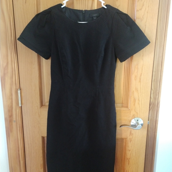 ✨3/$50 J. Crew Black Short Sleeve Scoop Neck Dress - Picture 8 of 8
